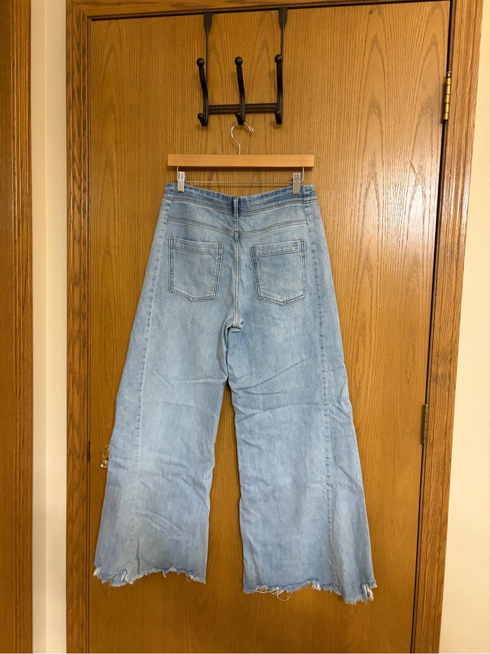anthropologie pilcro jeans - Picture 3 of 7